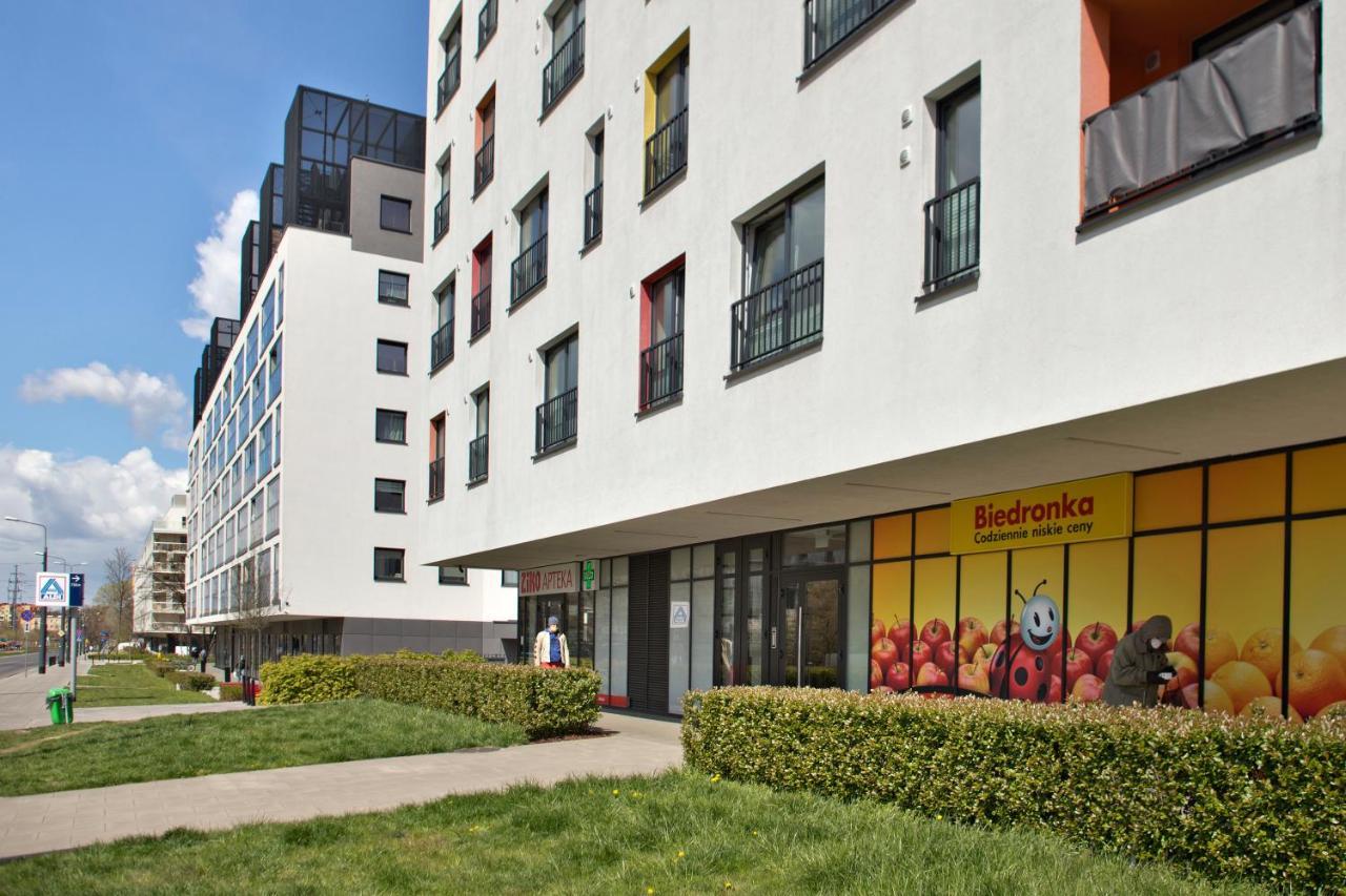 P&O Apartments Wola Tarasy Varsovie Extérieur photo