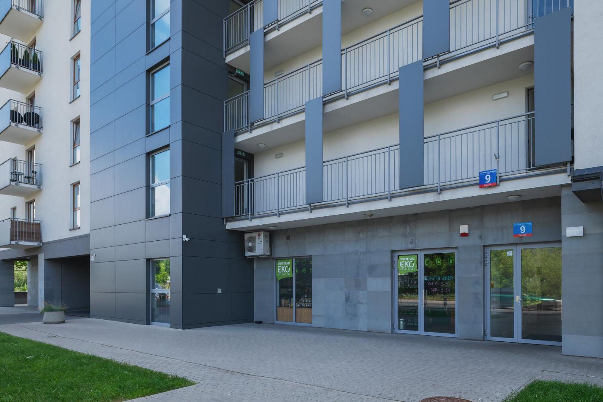 P&O Apartments Wola Tarasy Varsovie Extérieur photo